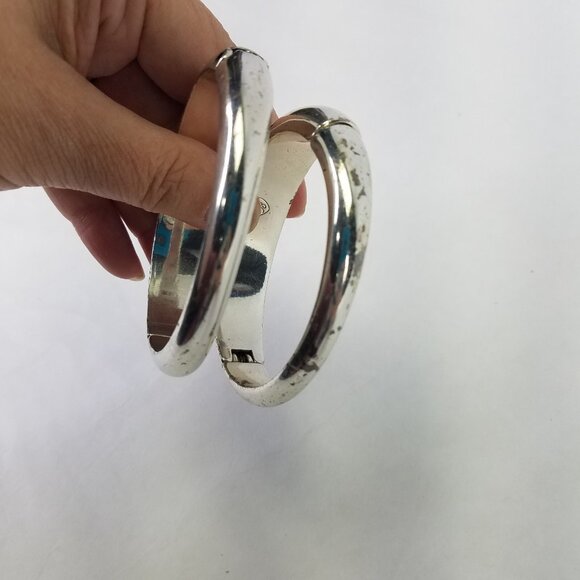 Brighton Silver Tone Kismet Open Scrollwork Hinged Cuff Bracelet Bangle Set of 2 - Picture 9 of 16